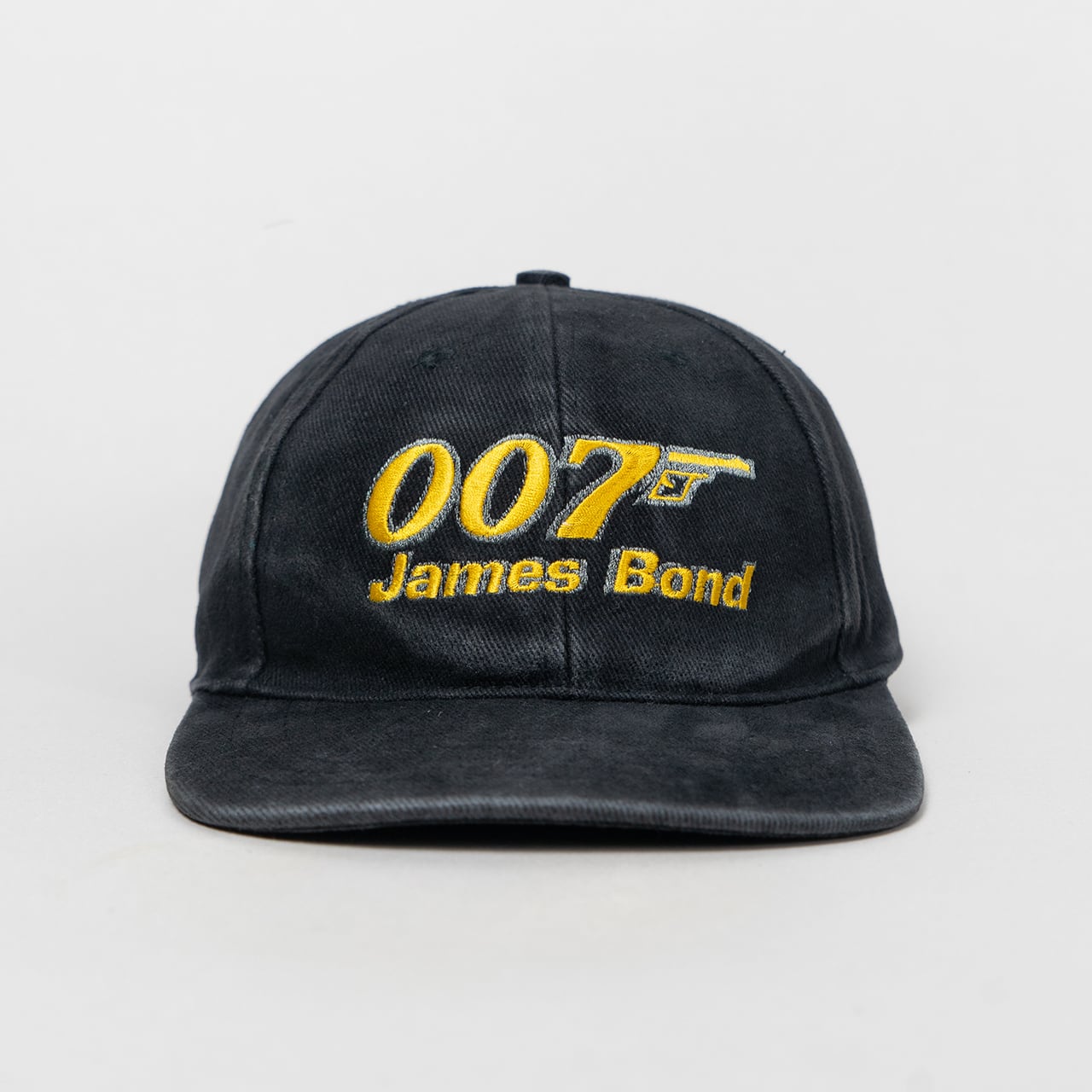 007 James Bond – ALLCAPS