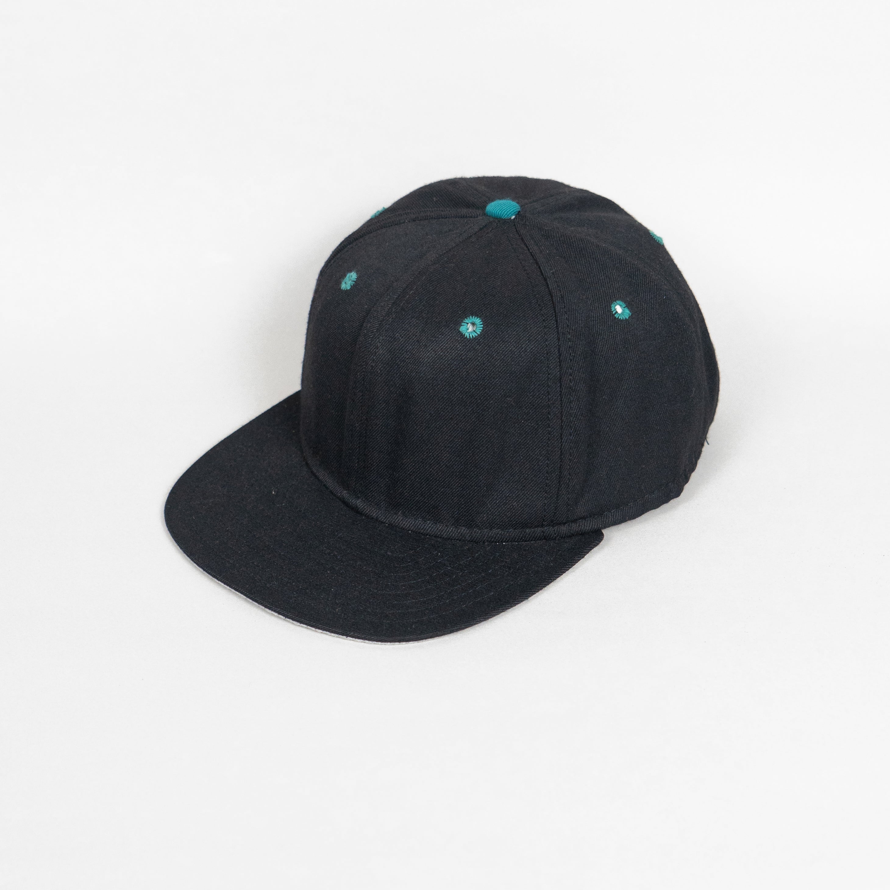 Blank Black Point Color Cap