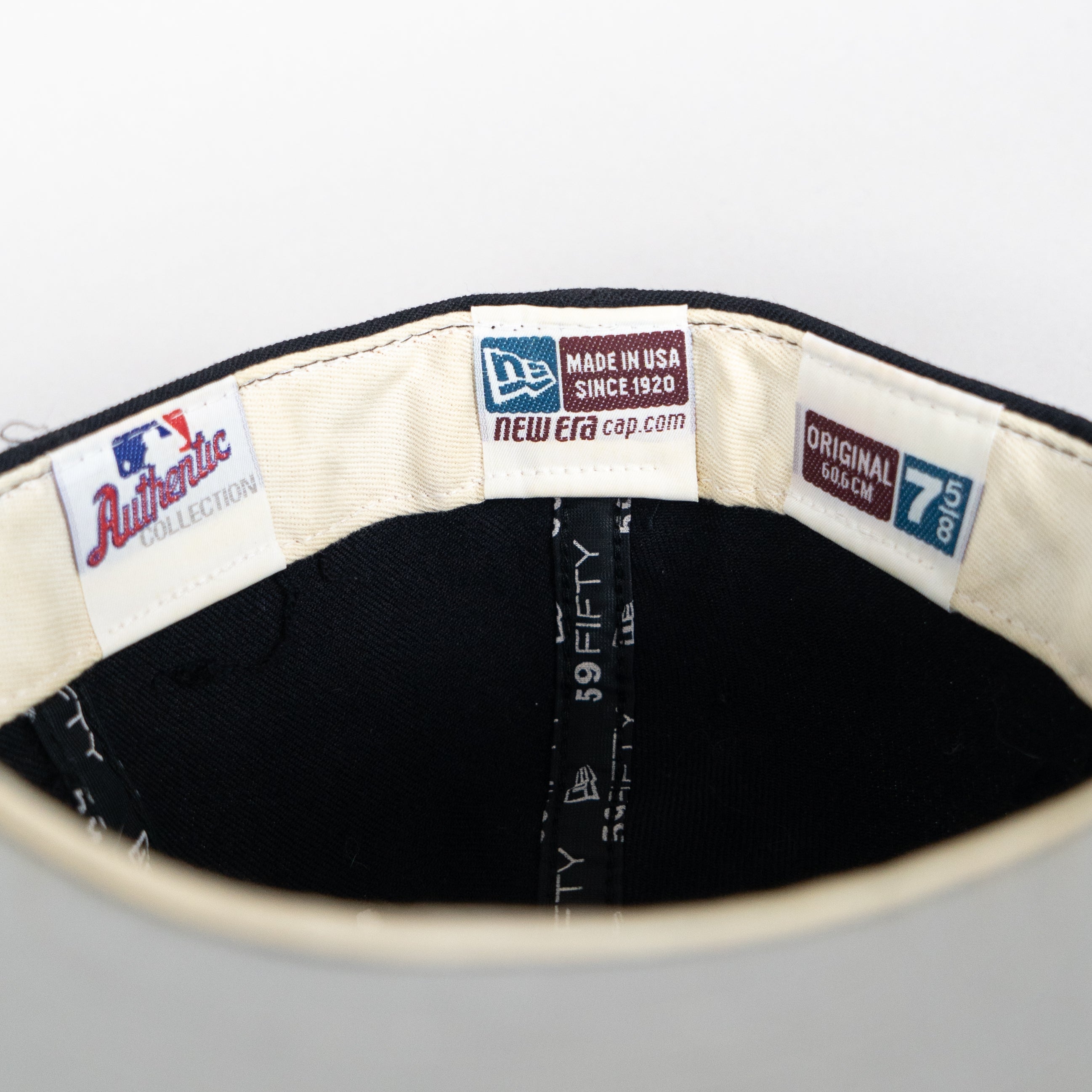 Chicago White Sox – ALLCAPS