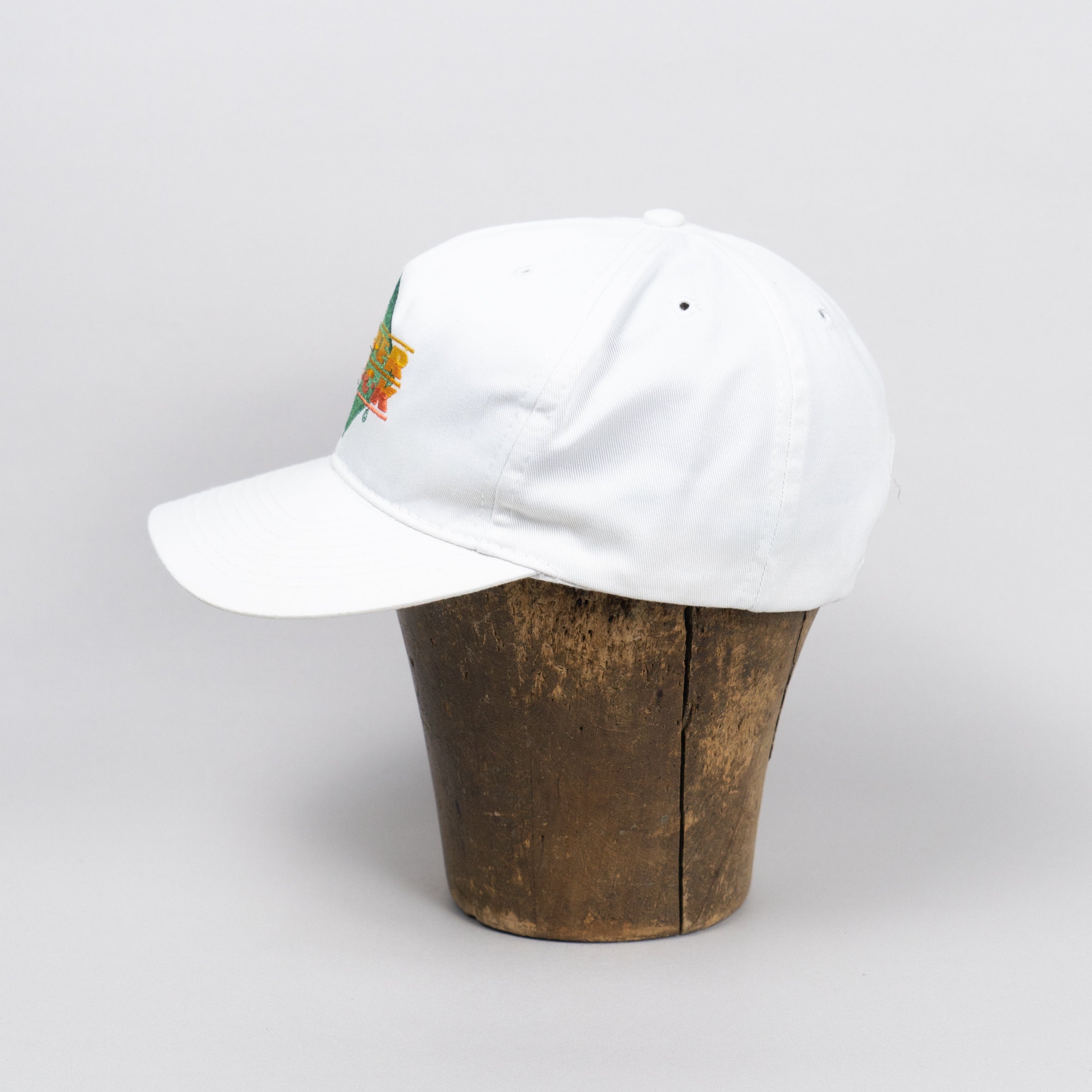 Upper D•E•C•K – ALLCAPS