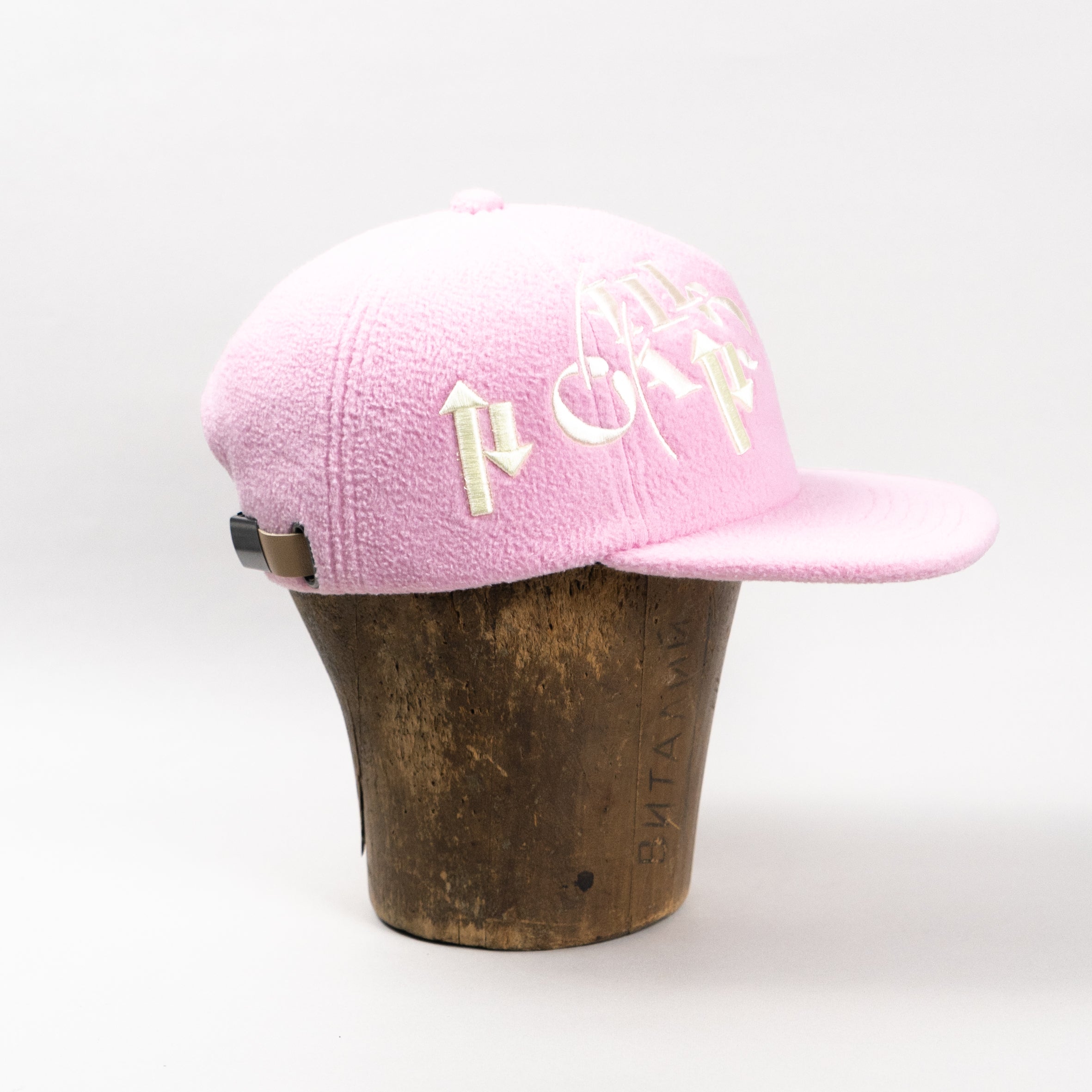 PHINGERIN × ALLCAPS ARROW FLEECE HAT - ALLCA"P"S