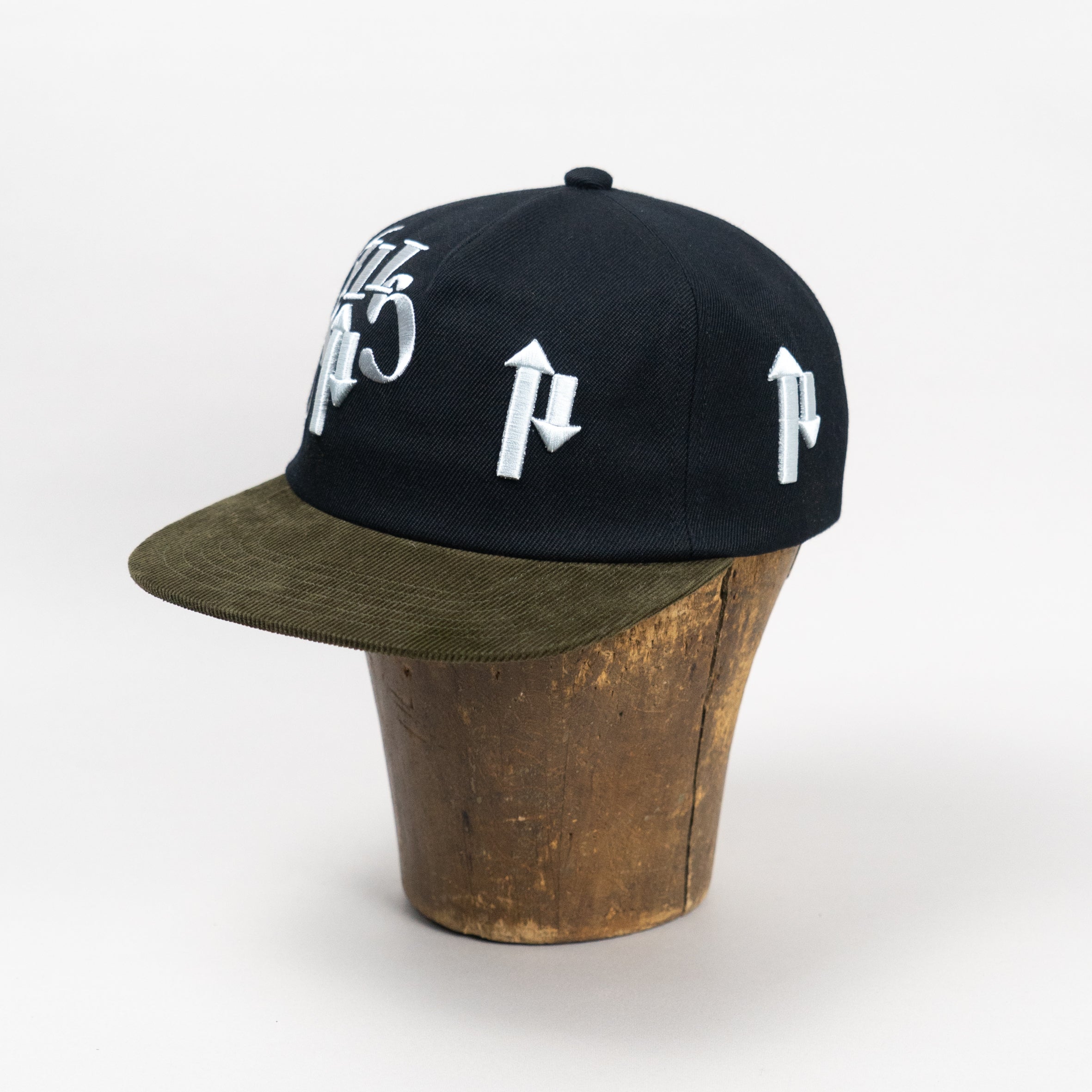 PHINGERIN × ALLCAPS ARROW CORD HAT - ALLCA"P"S