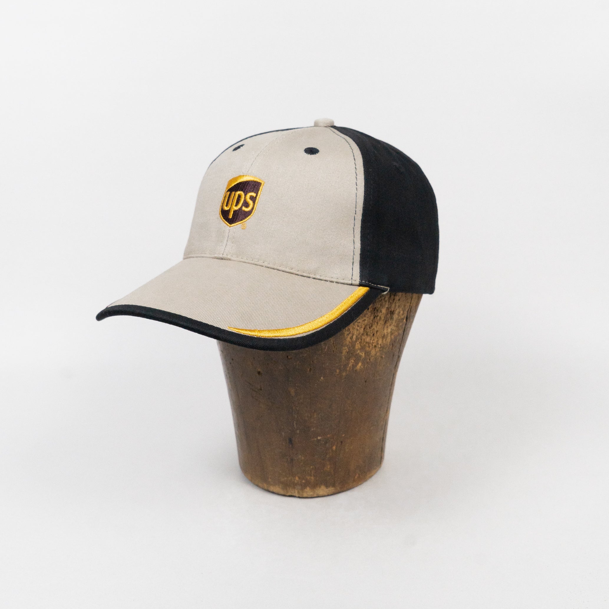 UPS 2-Tone
