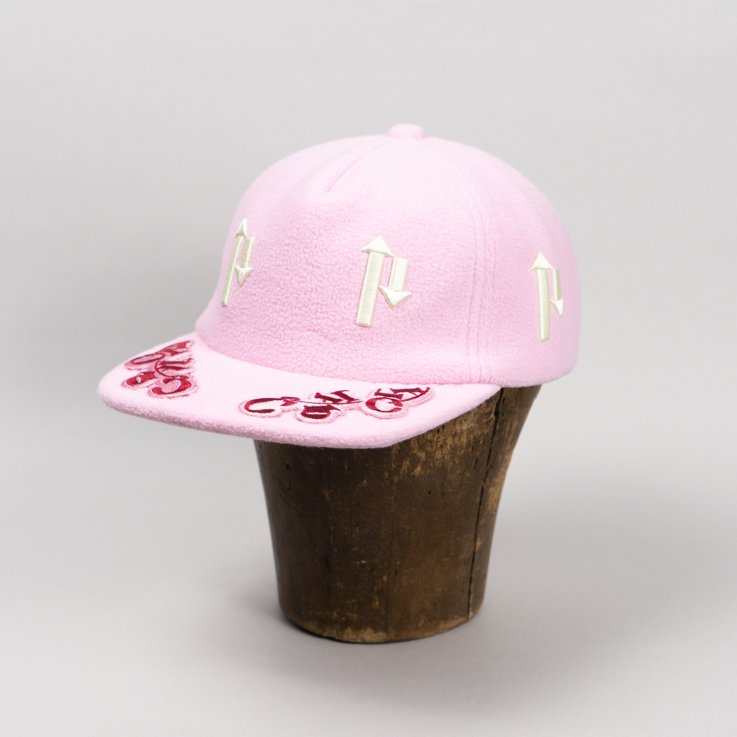 PHINGERIN × ALLCAPS ARROW FLEECE HAT - APOLLO