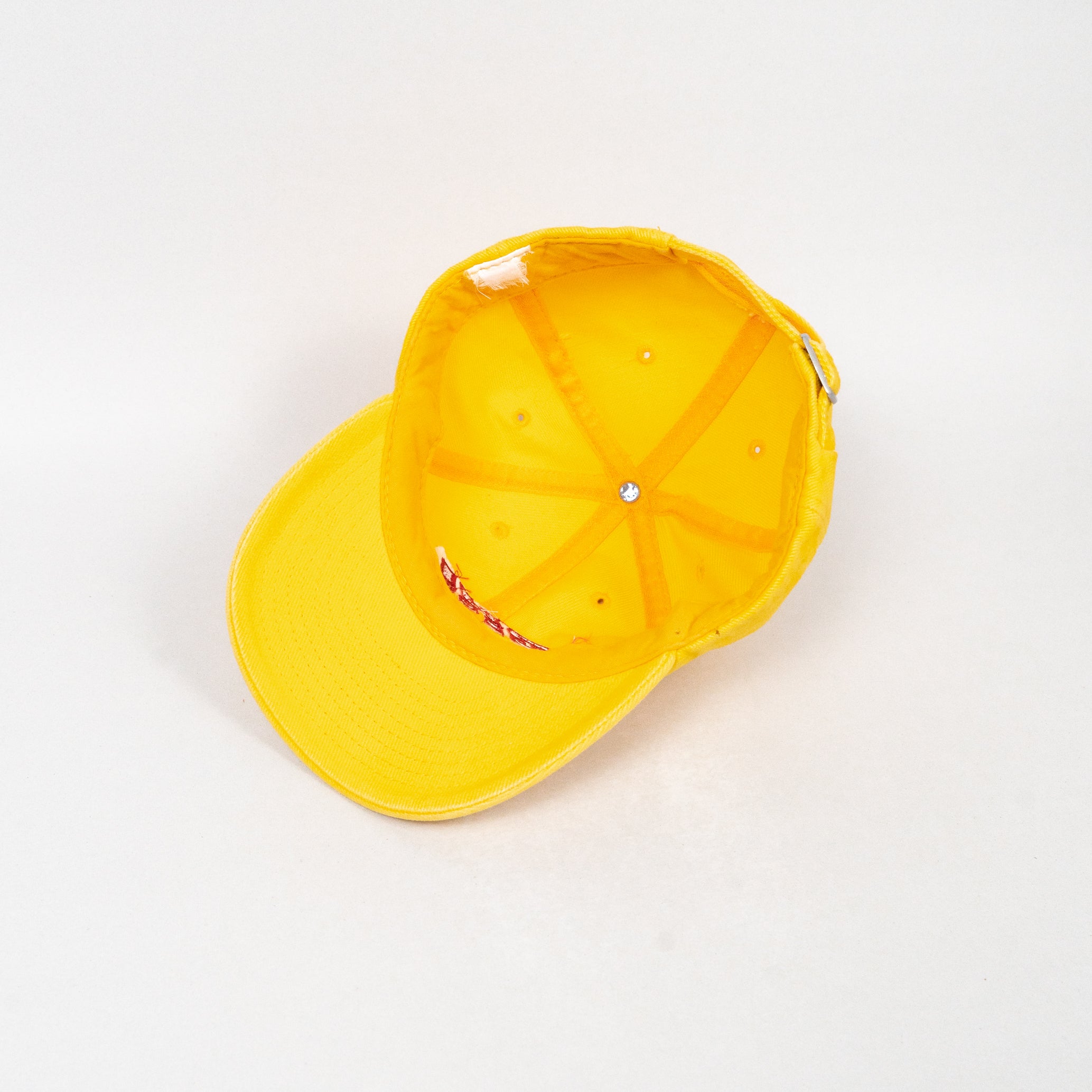 DHL – ALLCAPS