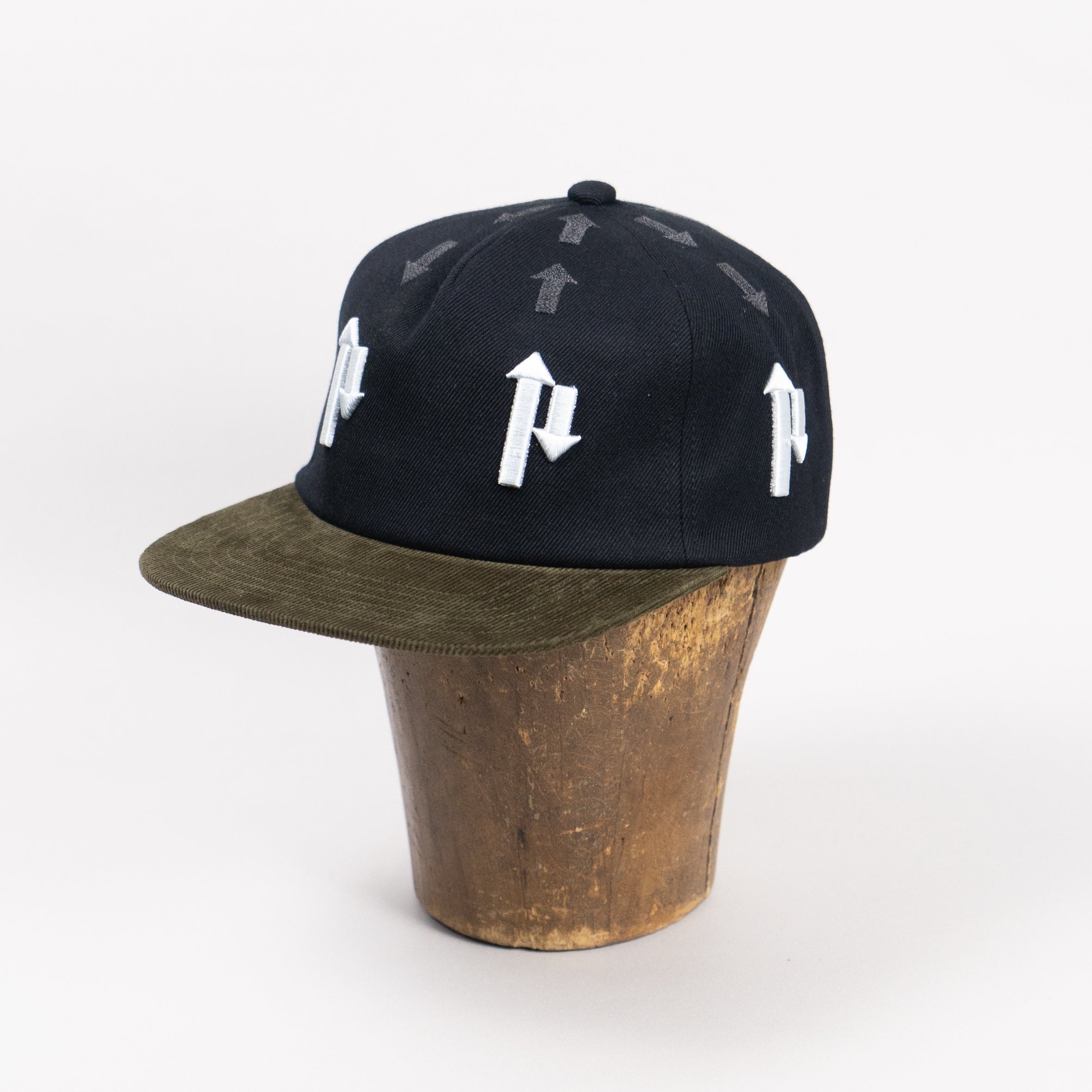PHINGERIN × ALLCAPS ARROW CORD HAT - REFLECTIVE