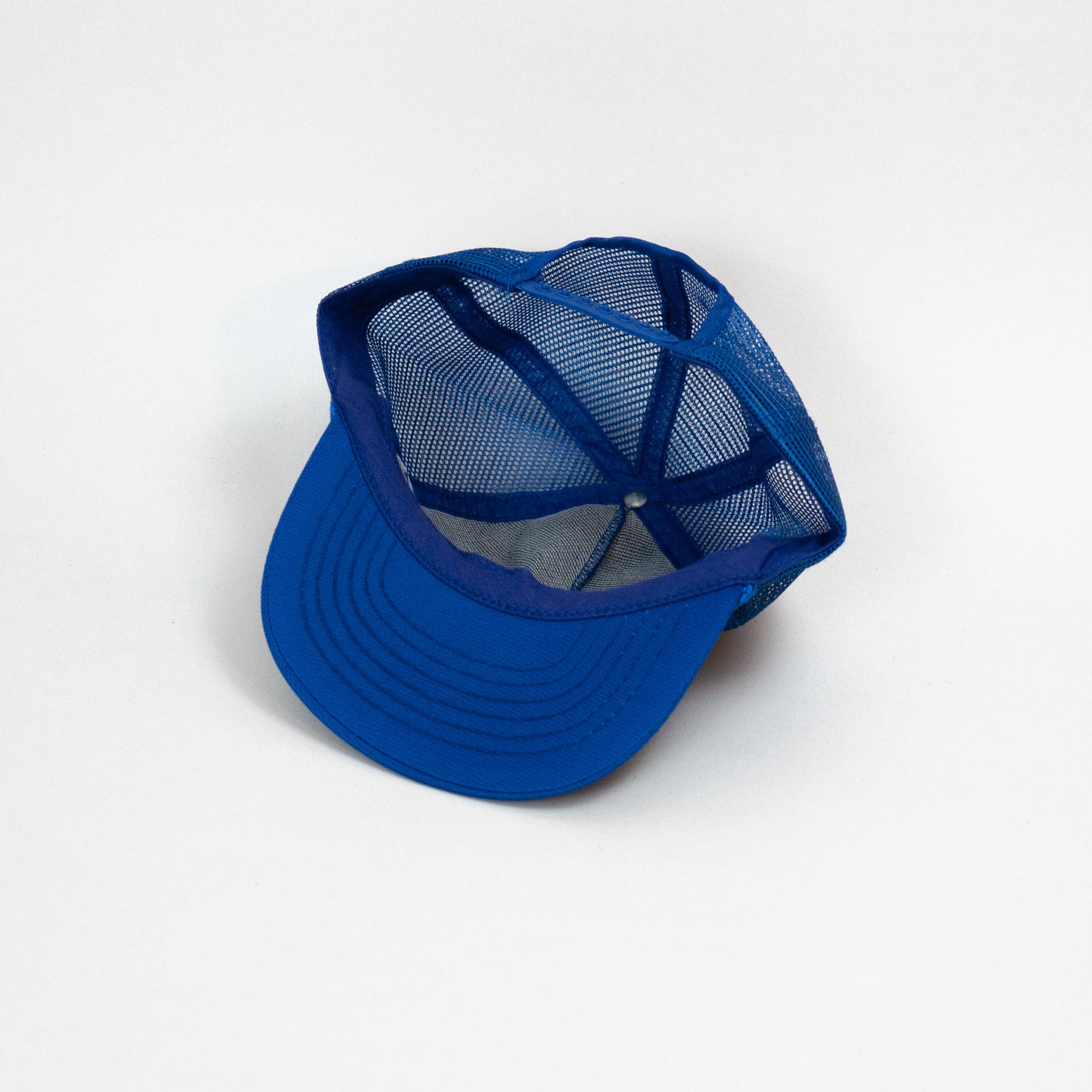 Dixon – ALLCAPS