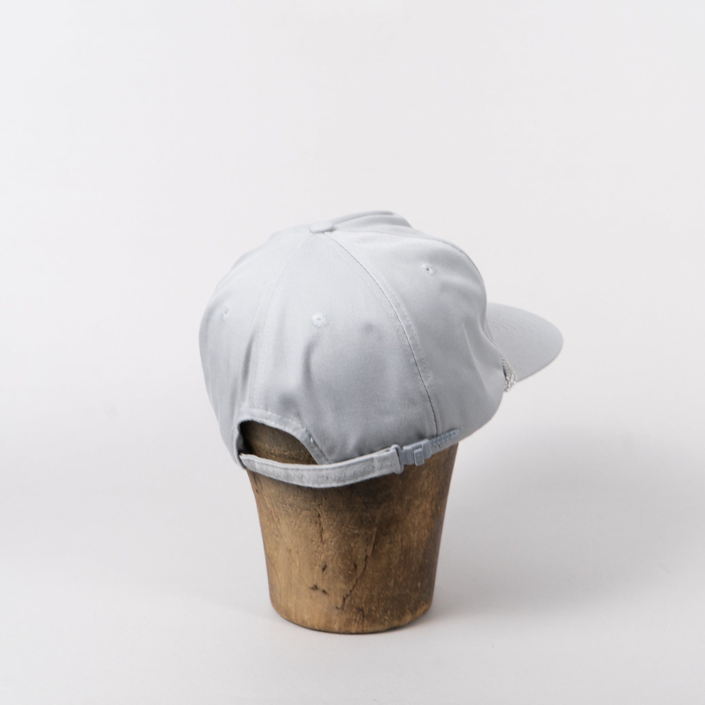 Cherry Man Gray&Co.